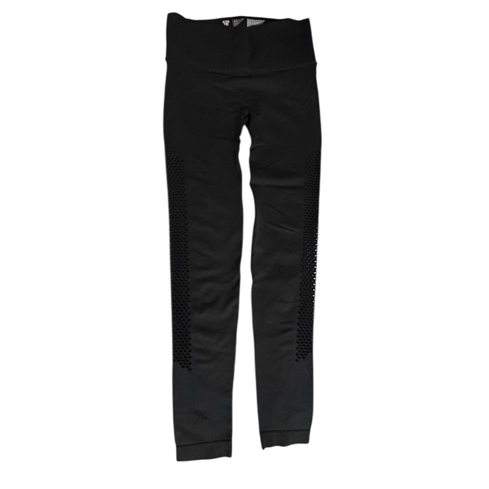 Sleek Black Women's Leggings